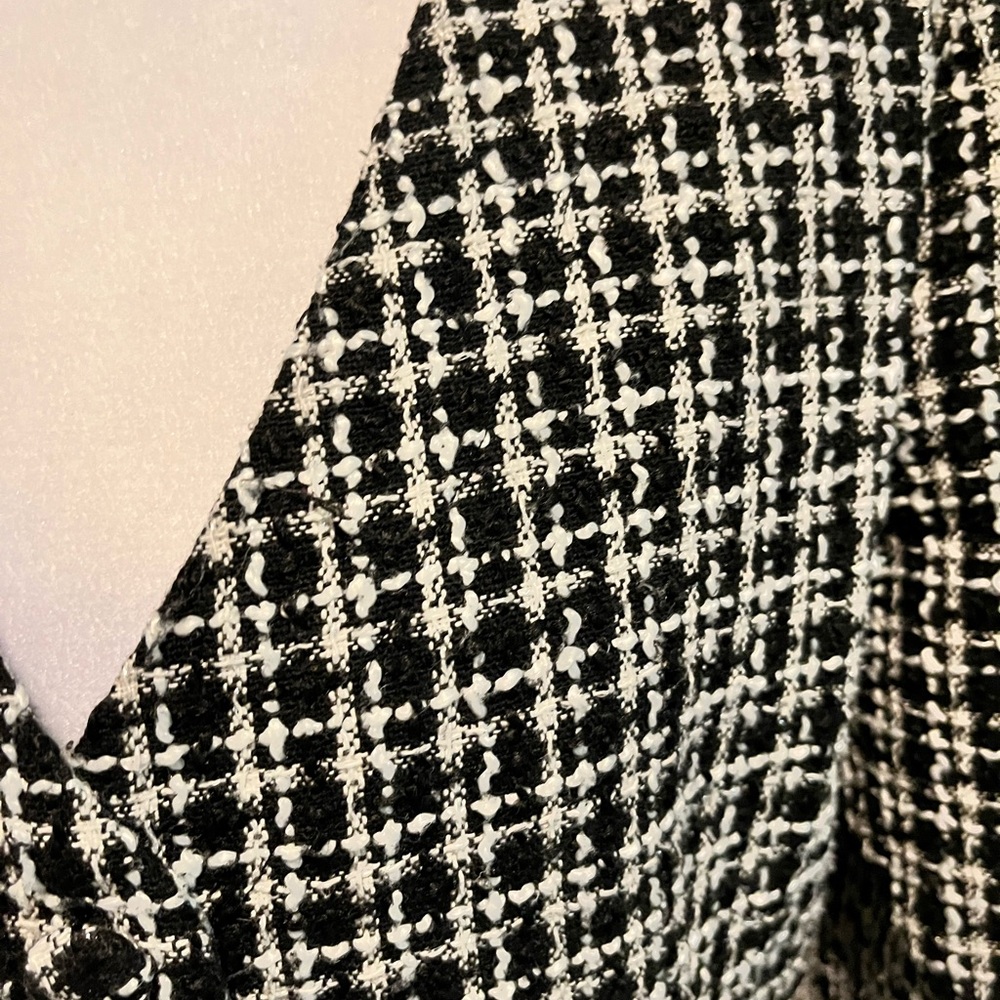 Crescent Long Tweed Jacket - Picture 5 of 6